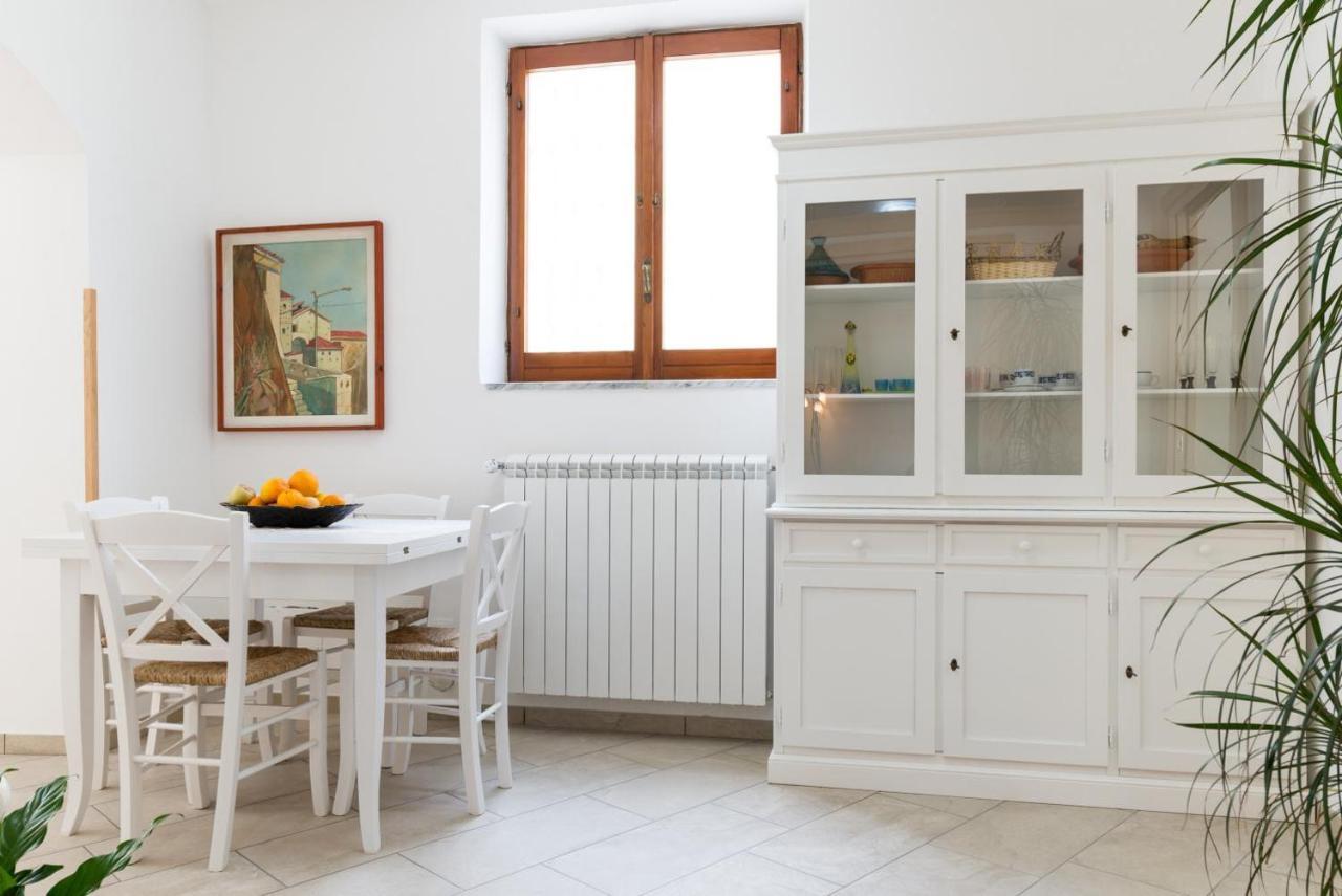 Casa Vacanza Rosy Di Guida Rosy Giungano المظهر الخارجي الصورة