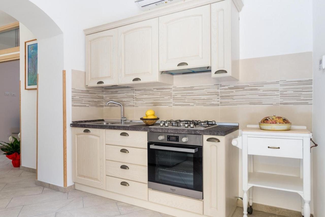 Casa Vacanza Rosy Di Guida Rosy Giungano المظهر الخارجي الصورة